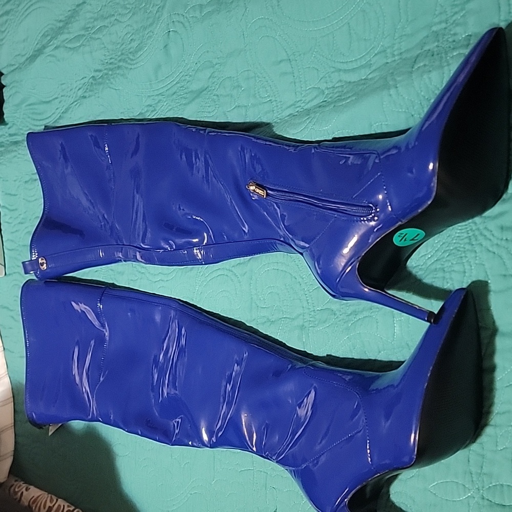 Ladies Boots